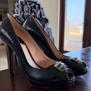 Chic Black Peep-Toe Heels with Buckle Detail